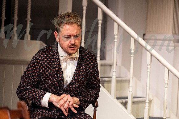 Blithe Spirit070